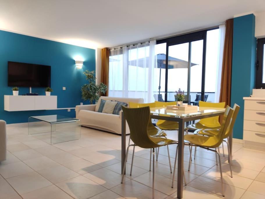 Casa Azul 2Bedroom Apartment & Ocean View Terrace Wifi Premium コスタ・カルマ エクステリア 写真